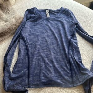 Lululemon women’s long sleeve
